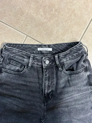 Black Jeans thumbnail 3