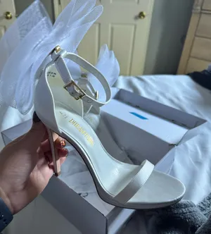 Dream Pairs White Strappy Heels thumbnail 1