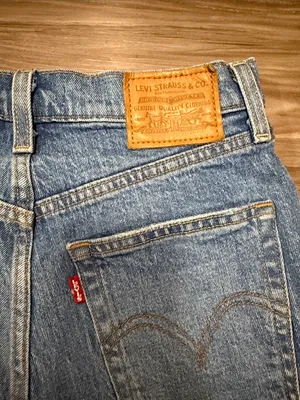 Levi’s Premium Ribcage Shorts Urban Oasis Raw Hem W27 $80 thumbnail 5