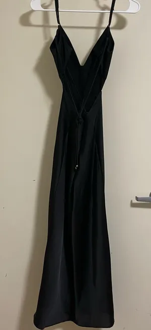 2Bella Women’s Black Sleeveless V-Neck Satin Midi Dress (Size M) thumbnail 2