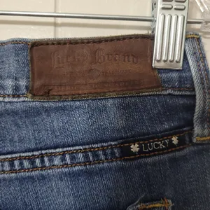 LUCKY BRAND Sofia Boot Ankle Mid Rise Blue Denim Jeans Women's Size 6/28 thumbnail 8