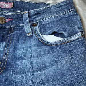 Levis Womens Size 9M Superlow 524 Jeans Bootcut Flare Low Rise Blue Denim thumbnail 15