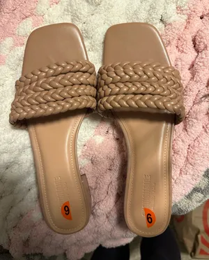 Cushionaire Platform Sandals thumbnail 1