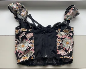 Corset thumbnail 3