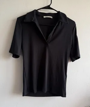 Abercrombie & Fitch Womens Black Ribbed Short Sleeve Polo V-Neck Top Small 4109 thumbnail 1