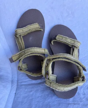 TEVA ORIGINAL UNIVERSAL MARESSA SANDALS WOMEN’s Size 7 Shoes light yellow thumbnail 1