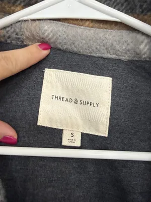 Thread & Supply Charcoal Taupe Plaid Fleece Shacket Women’s S thumbnail 4