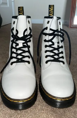 Dr. Martens thumbnail 2