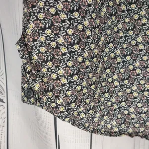 Loft Outlet Ditsy Floral Cottagecore Business Casual Boho Button-Up Blouse thumbnail 11