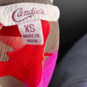 Candie's Y2k sheer, intricate sequin-embellished floral embroidery thumbnail 9