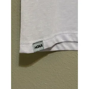 Hoka Global Run Day GlideTech Short Sleeve Crewneck T Shirt Women’s Size Small thumbnail 6