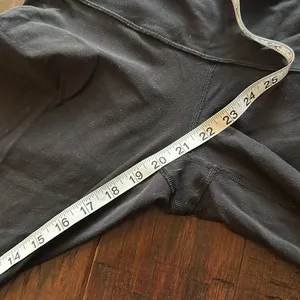 Lululemon Cropped Leggings 8 thumbnail 4