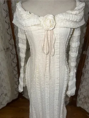 SheIn Pretty Jeta Ari Tea Break Off-Shoulder Ivory Knit Wedding Dress thumbnail 4