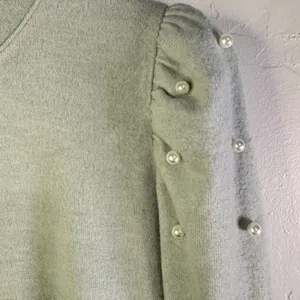 Cato Old Money Light Greenish Gray Knit‎ Top With Pearl Accents Size Large thumbnail 4