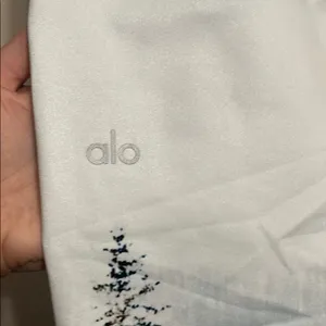 ALO Yoga High Waist Winter Tree Airbrush Leggings Athleisure Cozycore Cabincore thumbnail 5