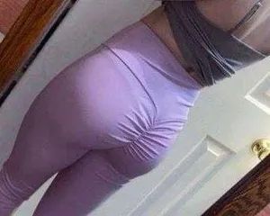 Amazon NWOT Purple Scrunch Butt Leggings thumbnail 7