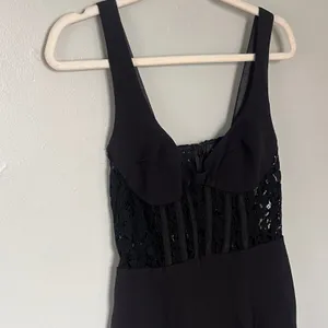 Bardot Black Lace Bodice Fitted Corset Midi Dress – US 4 / XS thumbnail 3