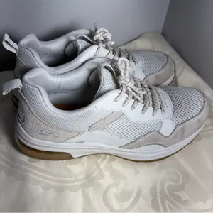 Skechers White and Light Gray Mesh Suede Lace-Up Sneakers size 8 thumbnail 14