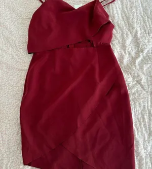 NEW WITH TAGS Elliatt Tulip Dress thumbnail 1