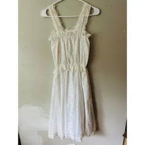 Vintage On The Rocks California White Lace Midi Dress Cottagecore Floral Rosebud thumbnail 2