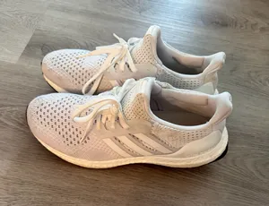 Adidas Ultraboost Shoes thumbnail 1