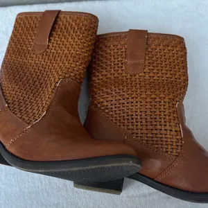 Bare Traps cowgirl ankle boots thumbnail 8
