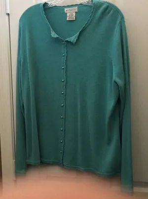 FINAL MARKDOWN Classic white stag cardigan xl thumbnail 1