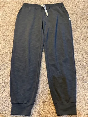 Vuori Lux Performance/Weekend Jogger Size Small in Heathered Black thumbnail 1