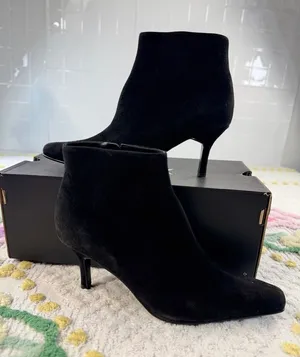 Venus USA Black Suede Ankle Boots‎ Pointed Toe Kitten Heel Leather Z4615-BK 8M thumbnail 1