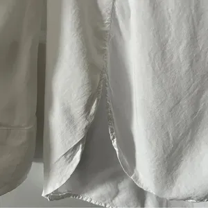 Zara White Button Down Collar Breast Pockets Lightweight Perfect Condition XS thumbnail 5