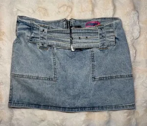  Edikted Low-Rise Denim Skirt thumbnail 1