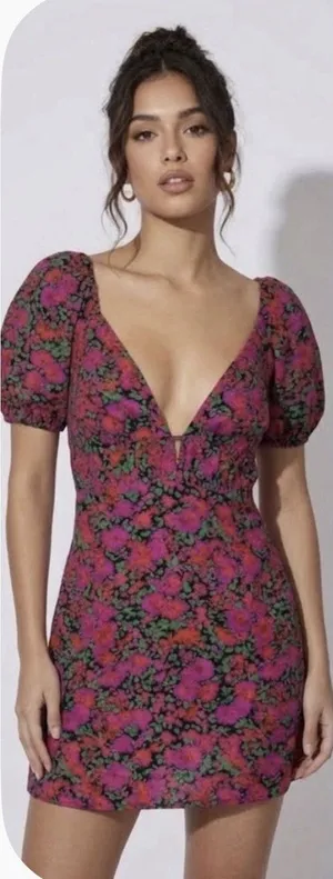 Hello Molly Floral Mini Dress Open Back Puff Short Sleeve Party Summer NWT 4 thumbnail 1