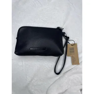 Steve Madden Clutch Bag Womens Small Black Faux Leather Wristlet Zip Purse thumbnail 2