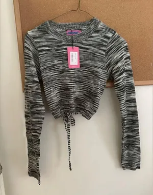 Edikted Medina Open-Back Sweater thumbnail 4