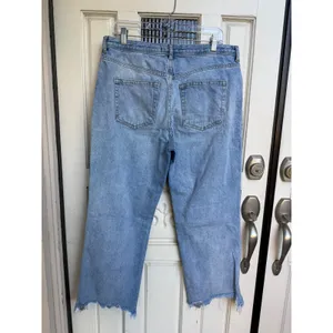 We The Free Free People Jeans Light Wash Straight Leg Raw Hem Button Fly Size 31 thumbnail 4