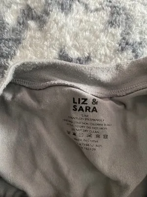 Liz and Sarah Gray thumbnail 2