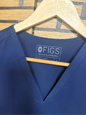 Figs navy technical collection scrub top size small thumbnail 6