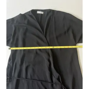 Aritzia BABATON Wallace Black Short-Sleeve Wrap Dress Size Medium thumbnail 6