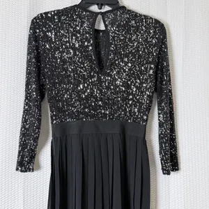 Little Mistress London Dress Women Size US 2 Black Sequin Pleated Midaxi Formal thumbnail 10
