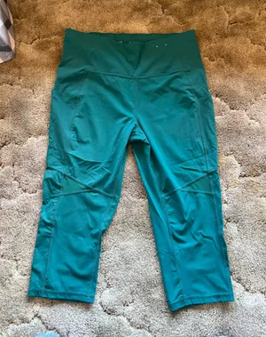 Xersion Capri Leggings thumbnail 1