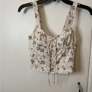 Victoria's Secret Floral Lace-Up Crop Top - Cream and Green thumbnail 2