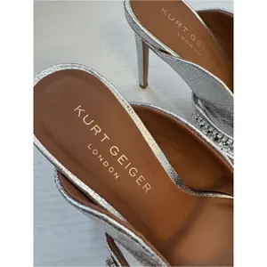 Kurt Geiger London Silver Rhinestone Studded Stiletto Heels Womens 9 Glam Formal thumbnail 10
