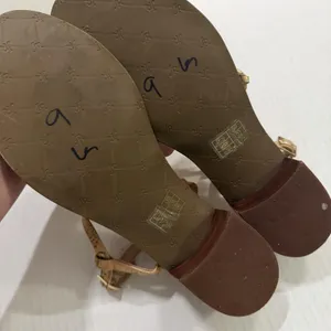 Jack Rogers Shoes Womens Size 9 Beige Cork Thong Sandals Medallion Block Heel thumbnail 9