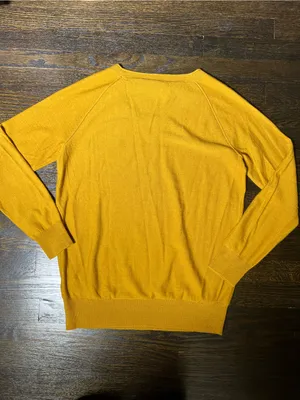 J. Crew Mustard Yellow Merino Wool Knit Sweater Round Neck Lightweight Medium thumbnail 4