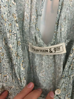 Boutique Top thumbnail 3