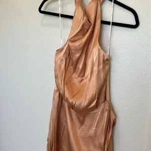 Elliatt E8062201‎ Lambent Asymmetric Halter Dress Sz M Camel Beige thumbnail 6