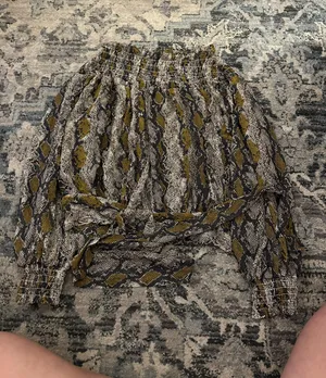 Boutique Top thumbnail 2