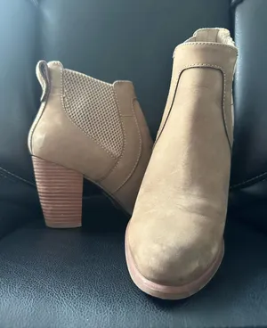 UGG Cobie leather Chelsea Ankle Boots thumbnail 1