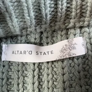 Altar'd State Women's Medium Sage Green Chunky Knit Sweater Cut Out High Low thumbnail 5