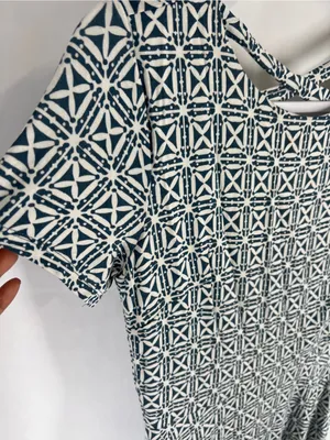 LOFT Geometric Crisscross Back Fit & Flare Dress Blue White Size 0 thumbnail 4